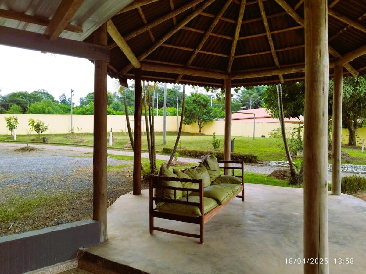 Chacara Charmosa Com Piscina, Campo De Futebol Villa Guaratinguetá Екстериор снимка